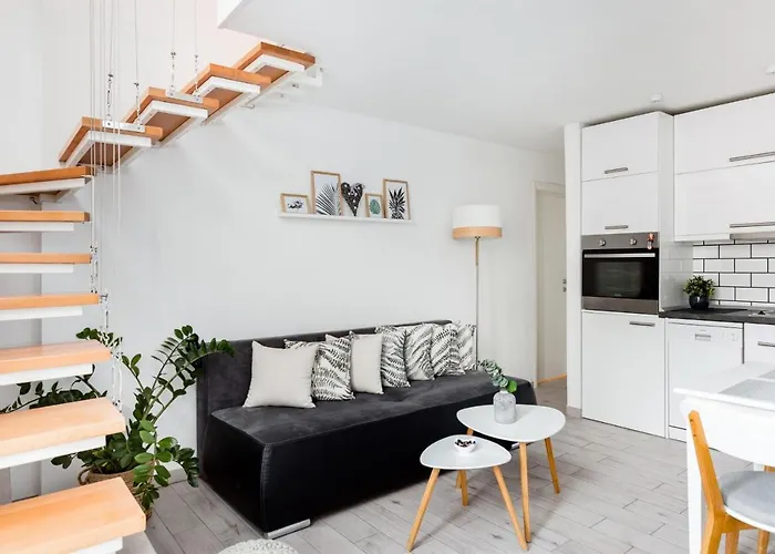 Hugo Apartment *